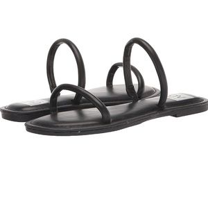 DV sandals